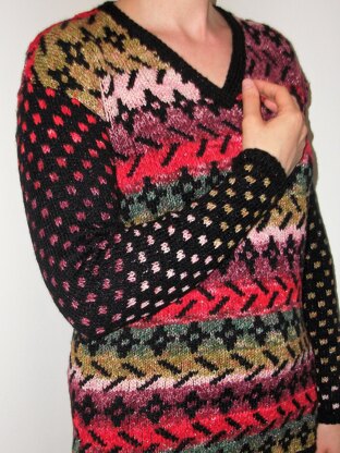 Kaleidoscope - V Neck Tunic Sweater with 2 Tone Fair-Isle Patterning