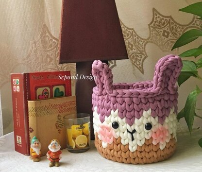 Recycled (t-shirt) yarn basket- Bunny-103