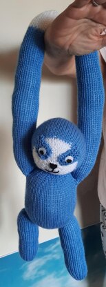 Sapphire the Sloth Knitting Pattern