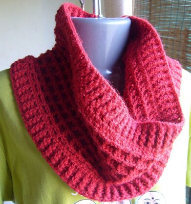 Waffle Stitch Cowl