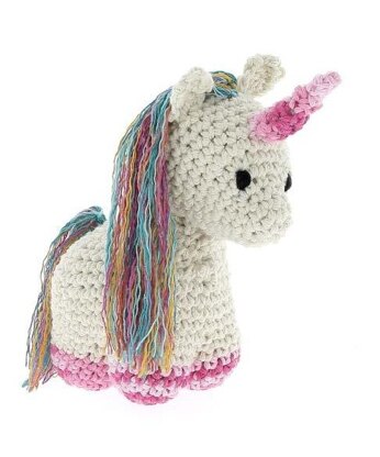 Regenbogen Einhorn Nora Spielzeug aus Hoooked Eco Barbante