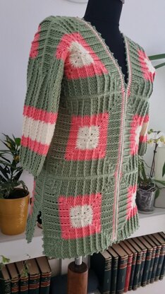 Crochet elegant sweater for spring