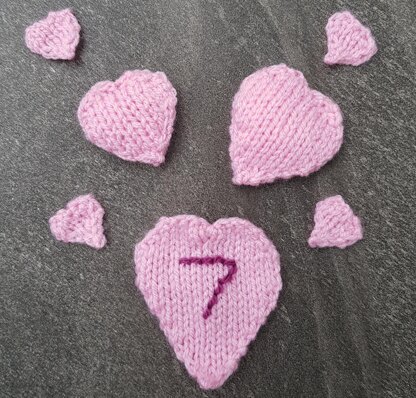 Little Knitted Hearts