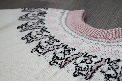 Unicorn sweater