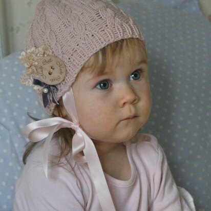Rose cable hat - knitting pattern