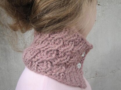 Cozy Alpaca Cowl