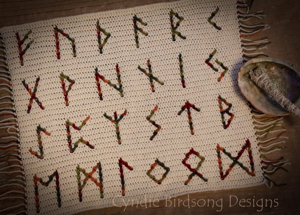 Mosaic Crochet Collection: Wallhanging