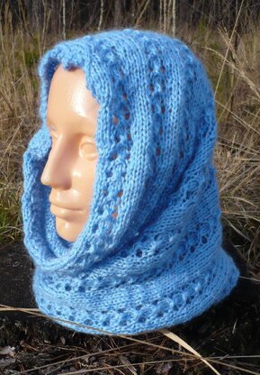 Emnilda Hat and Cowl