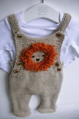 Dungaree with loopy lion motif