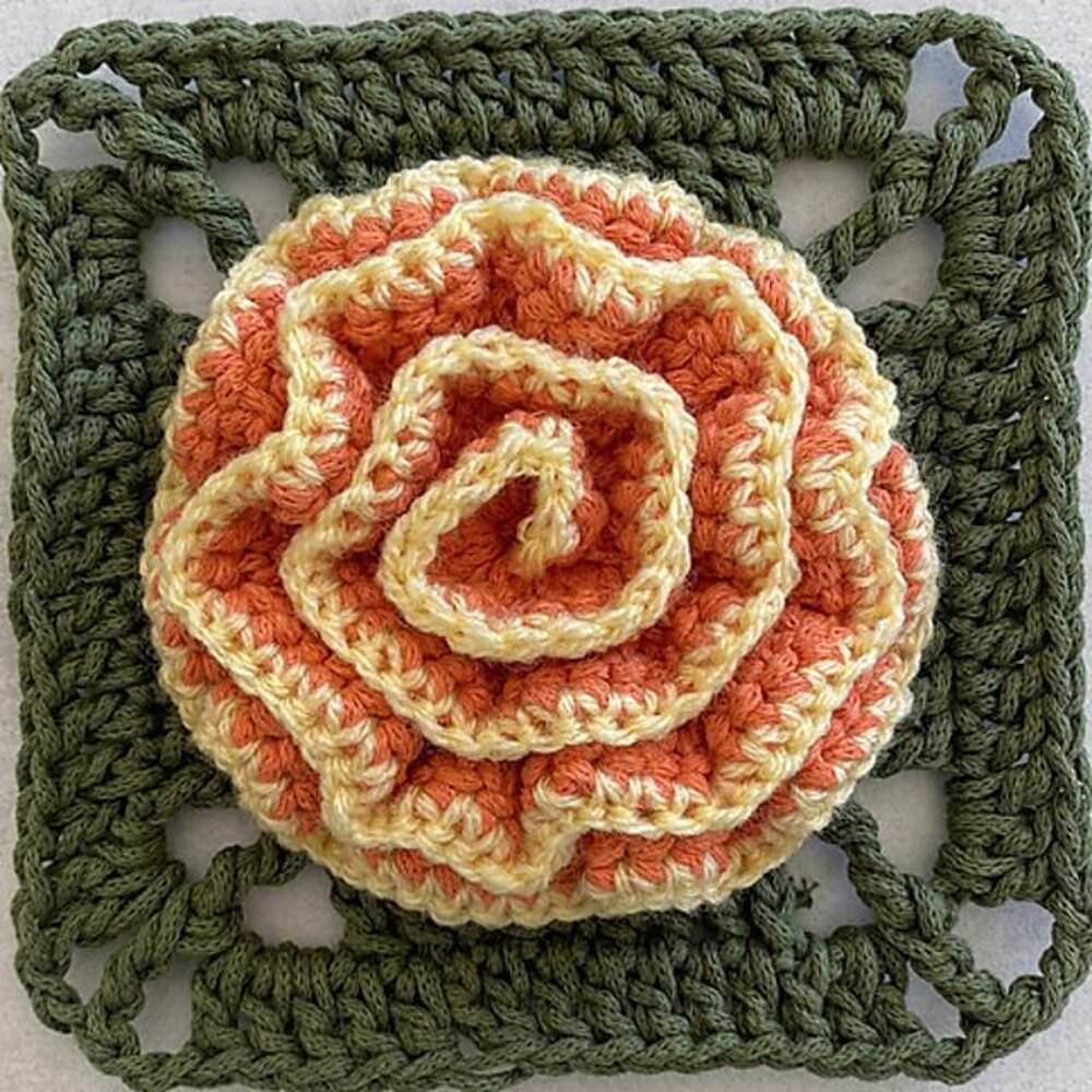 Carnation Granny Square | LoveCrafts