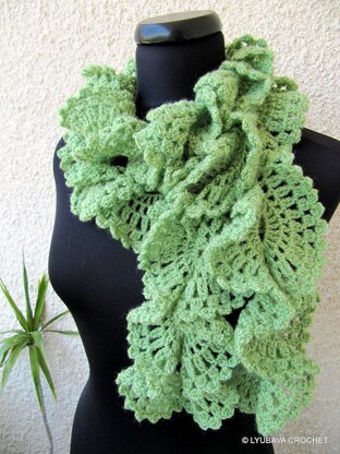 Ruffle Lace Scarf Tutorial