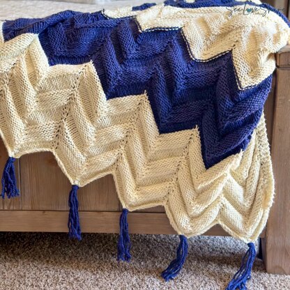 Easy Peasy Chevron Chunky Knit Throw