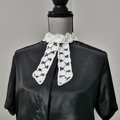 Irish Lace lawyer collar