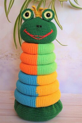 Stacking rings multi-color frog