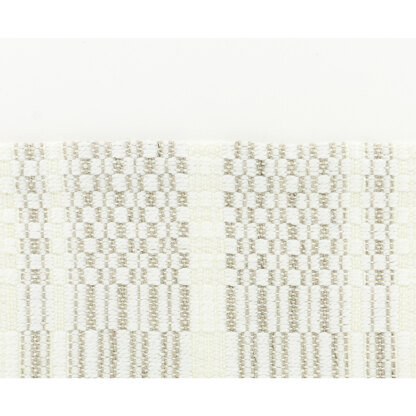 Valley Yarns #221 Très Chic Runner WIF