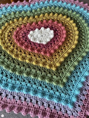 Bobblina Heart Blanket