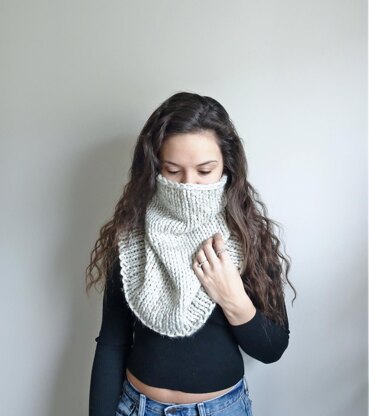 Fitted Infinity Scarf | The Stonehenge