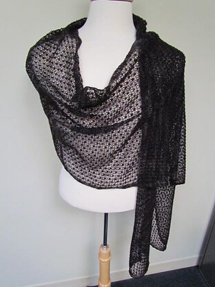 Pebbly Mesh Lace Wrap & Scarf