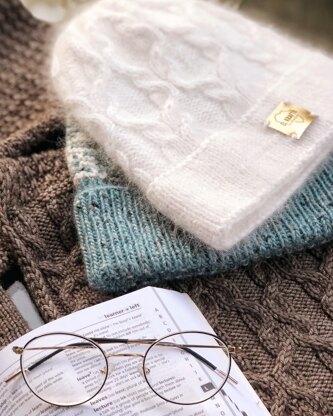 Clara Beanie - knitting pattern