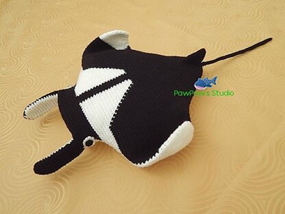 Amigurumi Manta Ray Pattern No.13