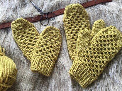 Honey and Rye Mittens