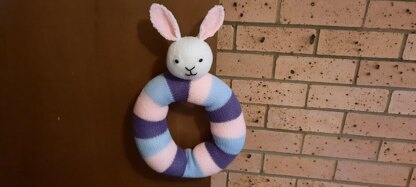 Bunny Easter and Christmas Wreath Knitting Pattern