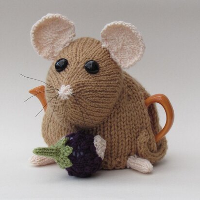 Dormouse Tea Cosy