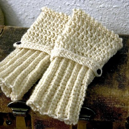 Romantic Fingerless Gloves