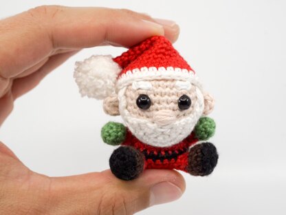 Mini Santa Claus Crochet Pattern