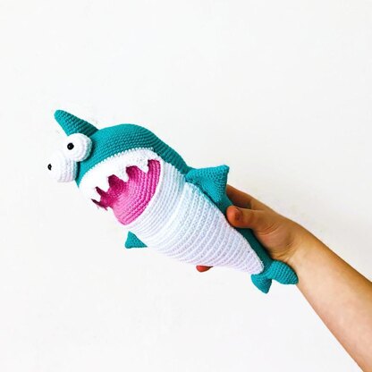 Crochet baby shark, Amigurumi shark, Baby shark