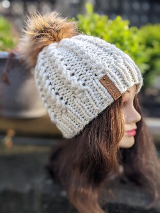 Spikelet Bulky Knit Hat