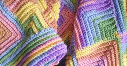 Rainbow Textured Baby Blanket (US)