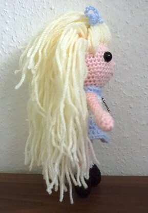 Crochet Pattern for the little Alice!