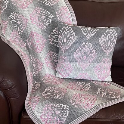 Vivien Damask Mosaic Crochet