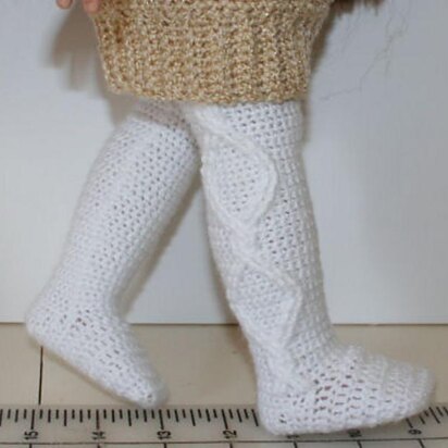 Crochet cable tights for 18" dolls