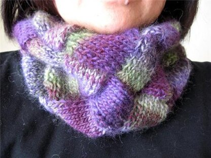 Athena Entrelac Cowl
