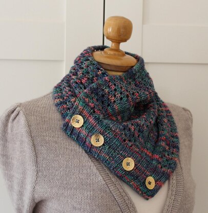 Happy Valley Cowl