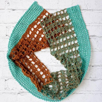 Patina Lace Shawlette