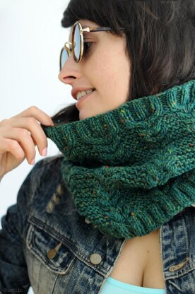 Greenland cable knit cowl scarf