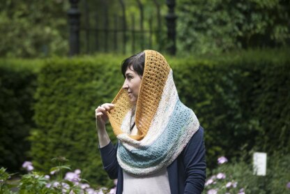 Sakura Cowl