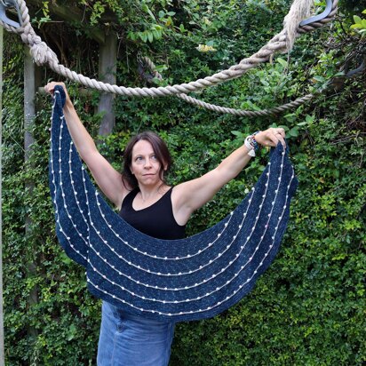 Festoon Crescent Shawl