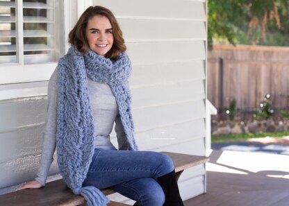 Eylenda Cable Scarf