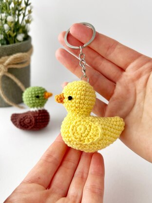 Crochet mini duck keyring amigurumi pattern Bag charm Crochet car hanger