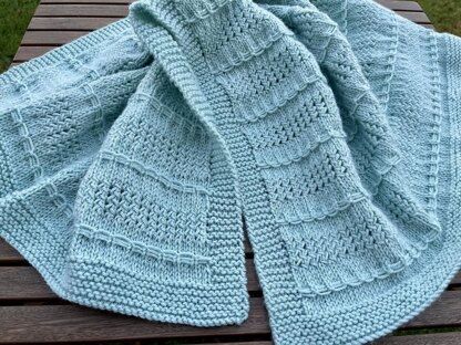 Ripple Twist Blanket