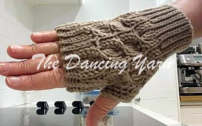Honeycomb Fingerless Gloves