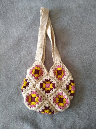 Granny square tote bag