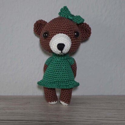 PDF Amigurumi Häkelanleitung Teddydame Lucie