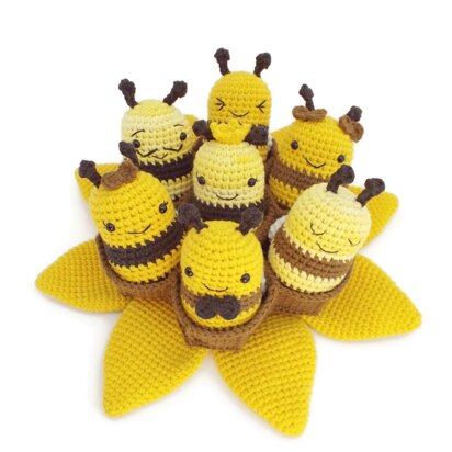 Beehive Flower Amigurumi