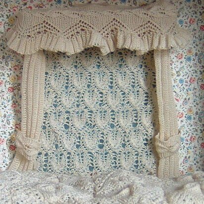 1:12th scale Apricot Leaf Curtains