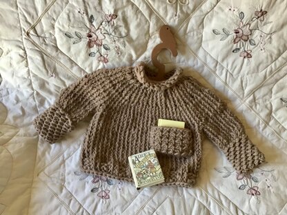 Little Town Pullover Annie